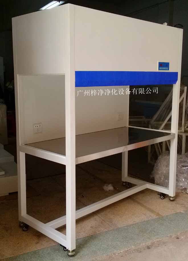 潔凈工作臺,是一種提供局部無塵、無菌工作環境的空氣凈化設備。